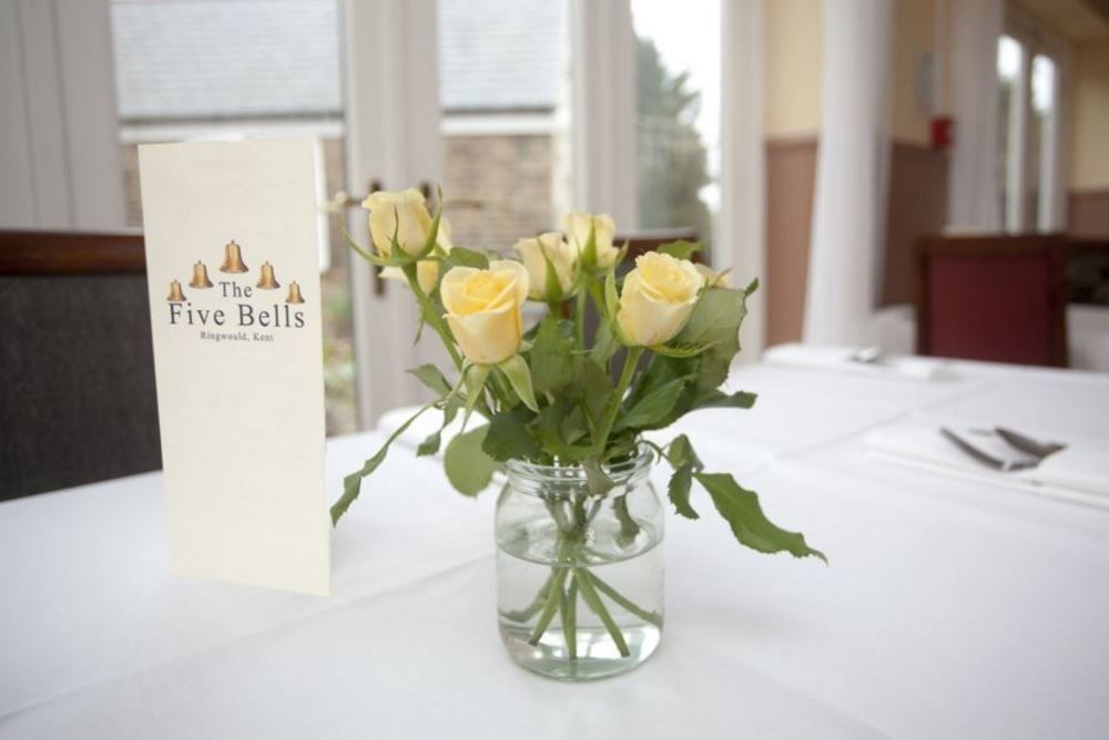 The Five Bells Hotel Deal Bagian luar foto