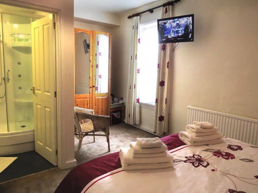 The Five Bells Hotel Deal Bagian luar foto